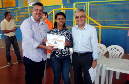 Prefeitura de Barra da Estiva recebe kits da Defesa Civil